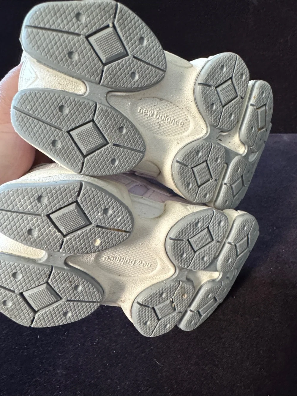 New Balance Kids Sneakers in Light Pink/lilac and Cream